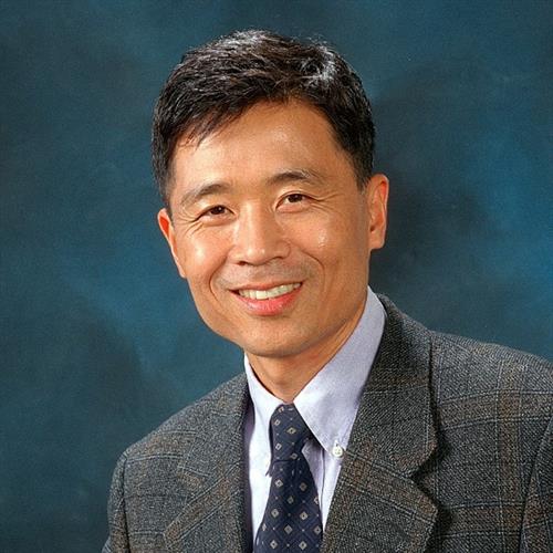 Chang-Beom Eom