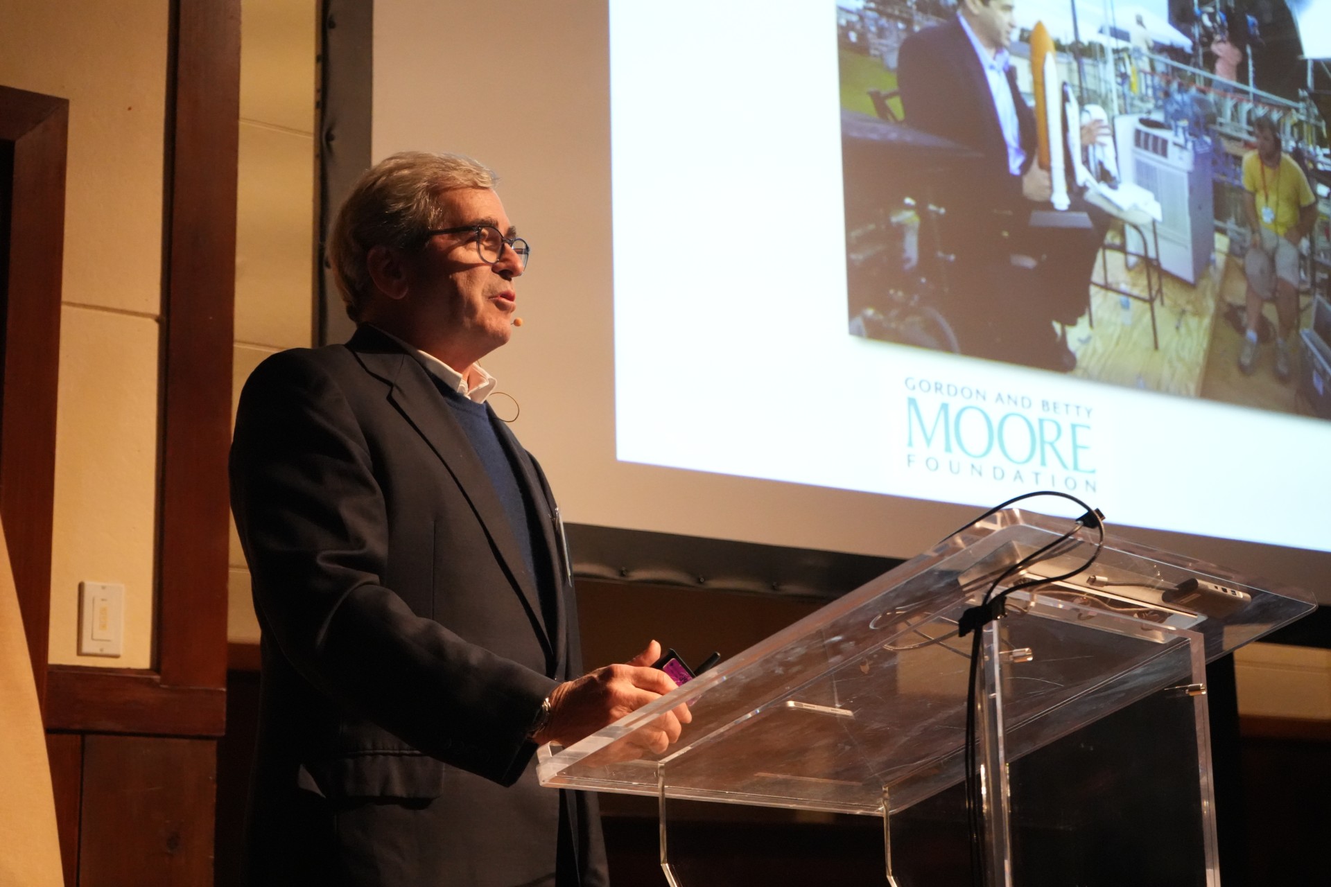 Miles O'Brien speaking during the keynote address